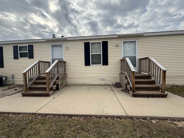 4539 Carlton Road, Sterling Heights, MI 48310