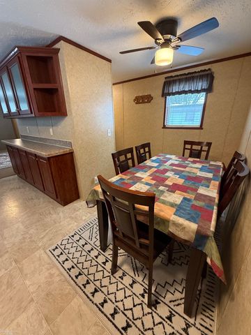 4539 Carlton Road, Sterling Heights, MI 48310