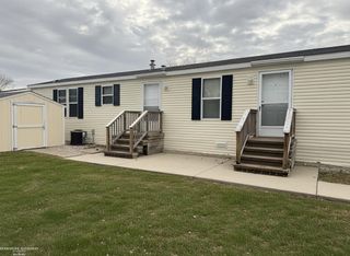 4539 Carlton Road, Sterling Heights, MI 48310