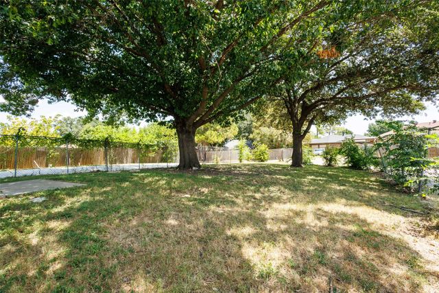 2437 Trenton Circle, Mesquite, TX 75150