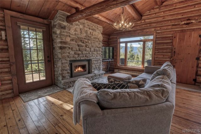 6448 Plum Creek Road, Mansfield, NY 14731