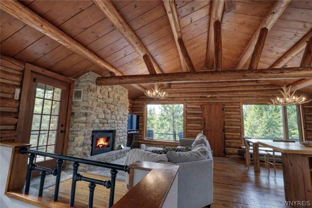 6448 Plum Creek Road, Mansfield, NY 14731