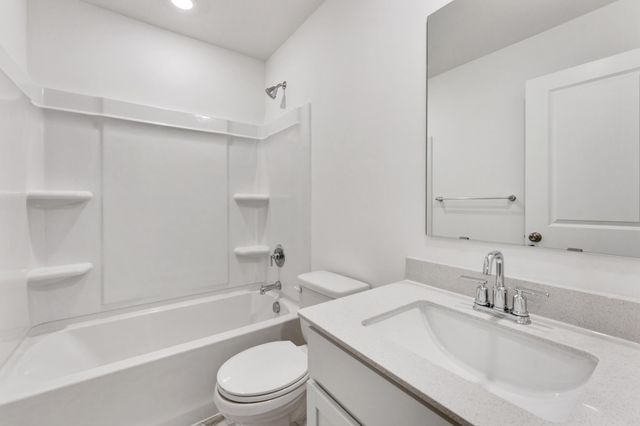 15104 Sycamore Street NW, Andover, MN 55304