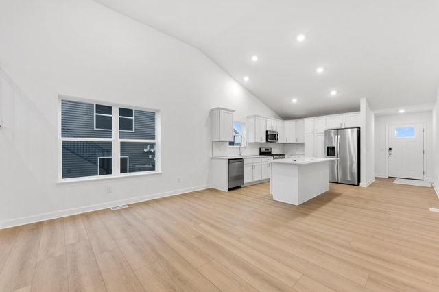 15104 Sycamore Street NW, Andover, MN 55304