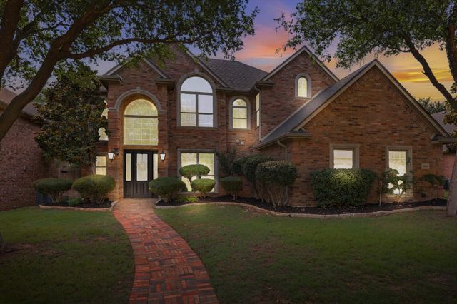 7908 Country Meadow Drive, North Richland Hills, TX 76182