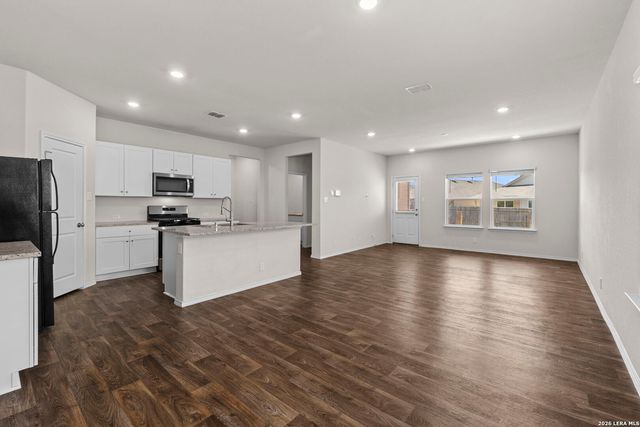 4021 Lilac Path, St Hedwig, TX 78152