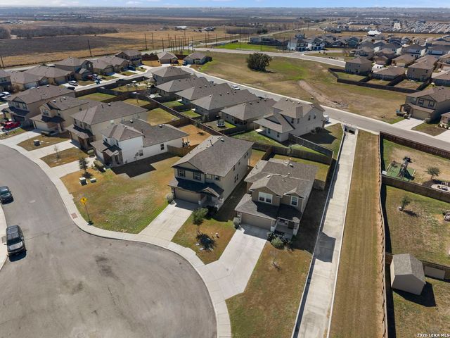 4021 Lilac Path, St Hedwig, TX 78152