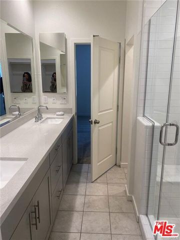 302 Limestone, Lake Forest (el Toro), CA 92610