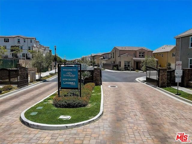 302 Limestone, Lake Forest (el Toro), CA 92610