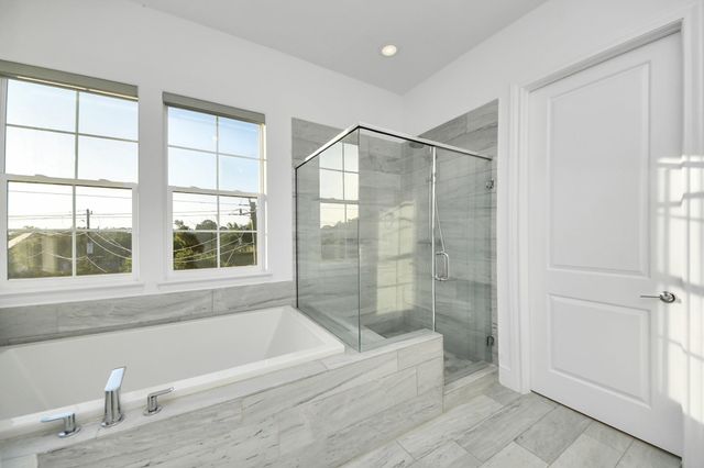 4005 Woodshire Village Estates, Houston, TX 77025