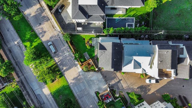 4005 Woodshire Village Estates, Houston, TX 77025