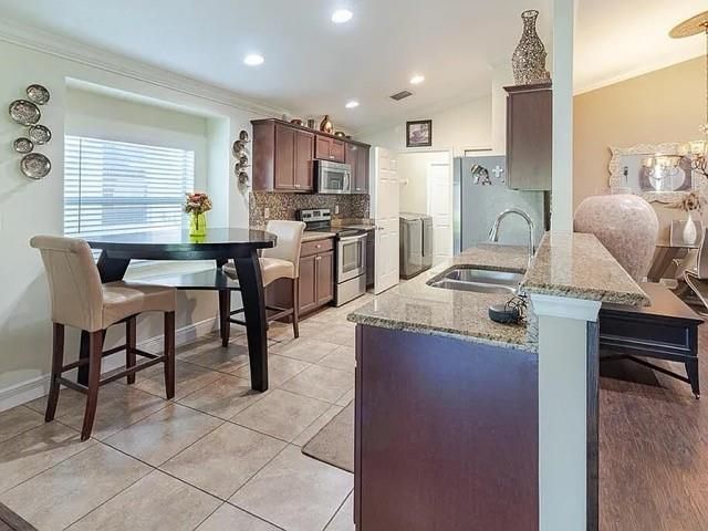 9446 Windrift Cir, Fort Pierce, FL 34945