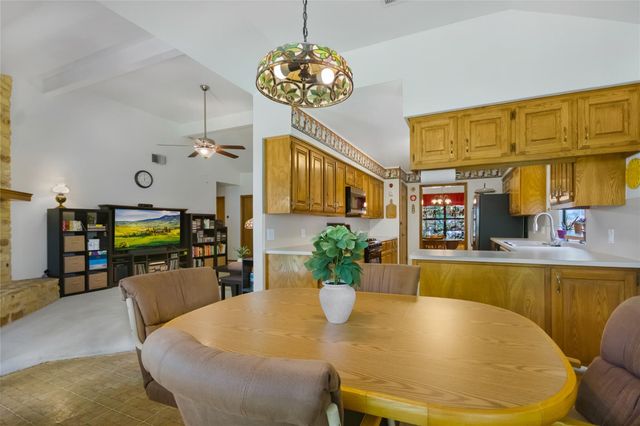 3007 Peacemaker ST, Round Rock, TX 78681