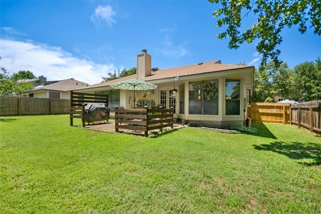 3007 Peacemaker ST, Round Rock, TX 78681