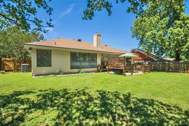 3007 Peacemaker ST, Round Rock, TX 78681