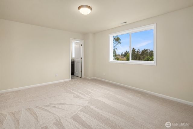 2117 SW 103rd Place, Seattle, WA 98146