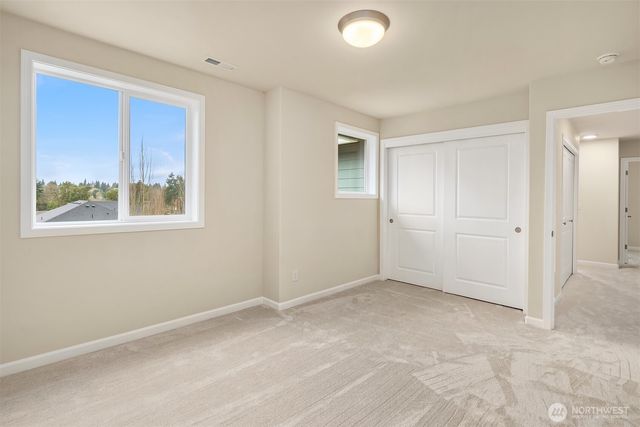 2117 SW 103rd Place, Seattle, WA 98146