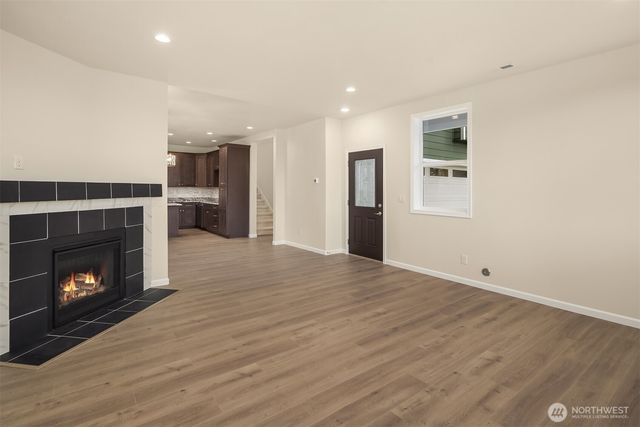 2117 SW 103rd Place, Seattle, WA 98146
