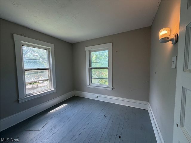 945 E 149th Street, Cleveland, OH 44110