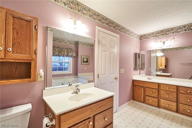 2987 Woodcrest Drive, Fairlawn, OH 44333