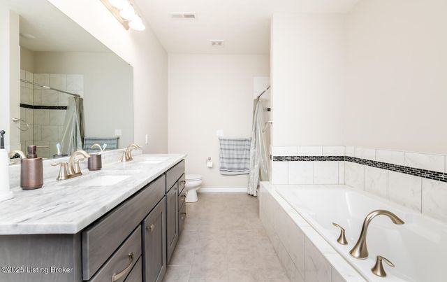 4217 Fairground Rd, Brandenburg, KY 40108