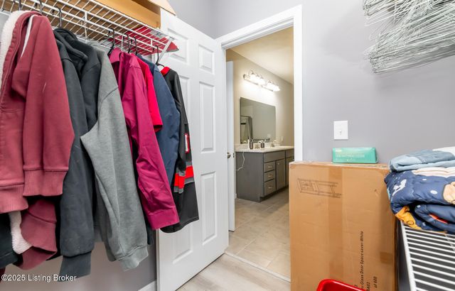 4217 Fairground Rd, Brandenburg, KY 40108