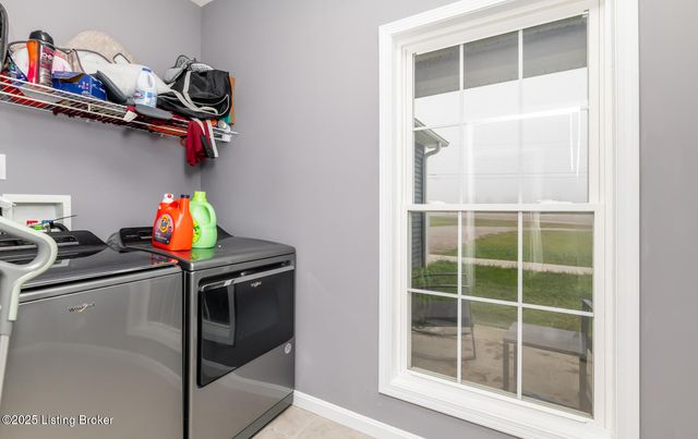 4217 Fairground Rd, Brandenburg, KY 40108