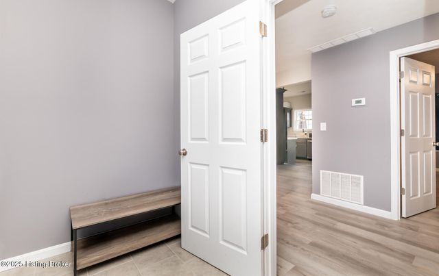 4217 Fairground Rd, Brandenburg, KY 40108