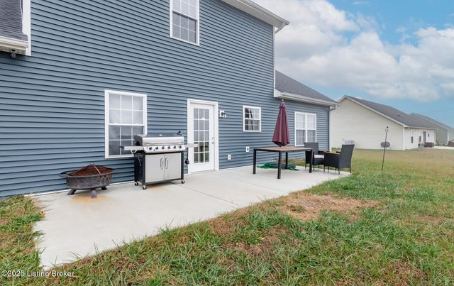 4217 Fairground Rd, Brandenburg, KY 40108