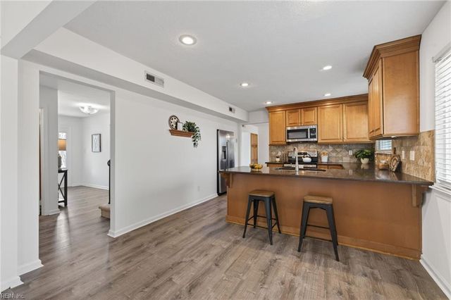 620 Cavendish DR, Virginia Beach, VA 23455