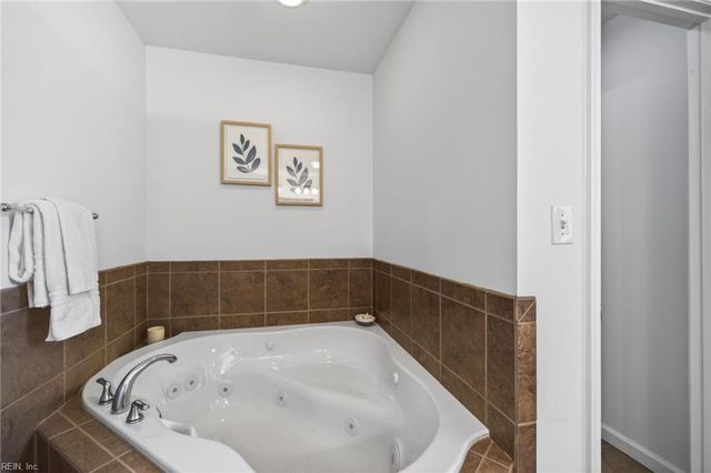 620 Cavendish DR, Virginia Beach, VA 23455