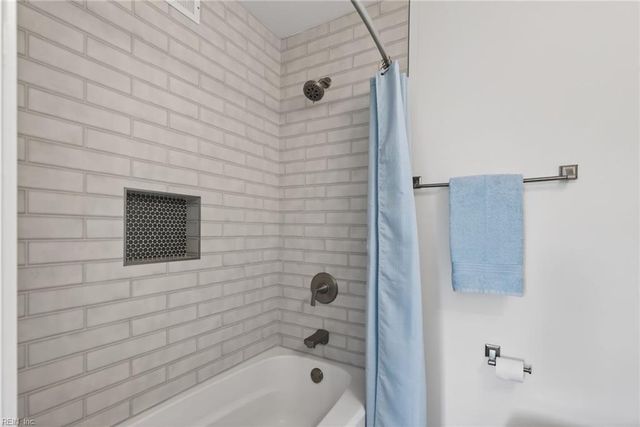 620 Cavendish DR, Virginia Beach, VA 23455