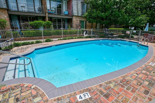 5353 Institute Lane 8, Houston, TX 77005