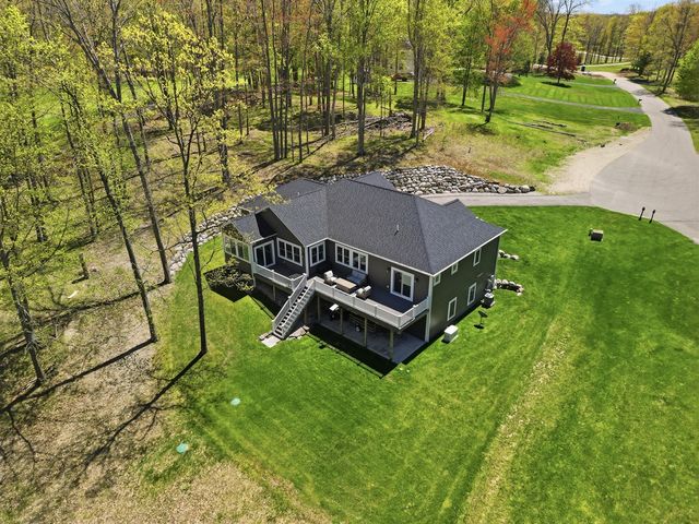 9654 Aberdeen Court, Canadian Lakes, MI 49346
