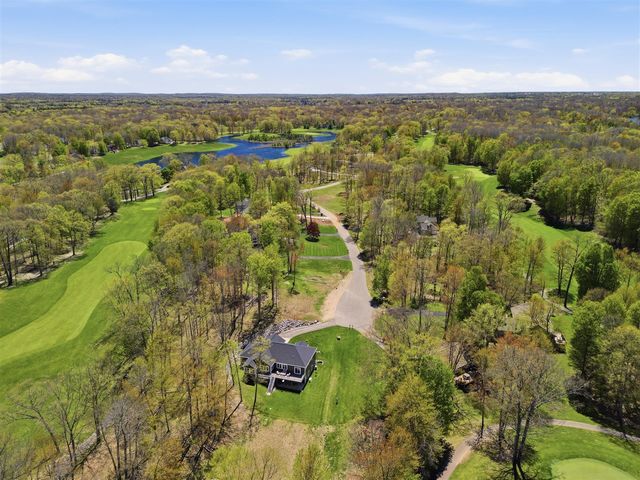 9654 Aberdeen Court, Canadian Lakes, MI 49346
