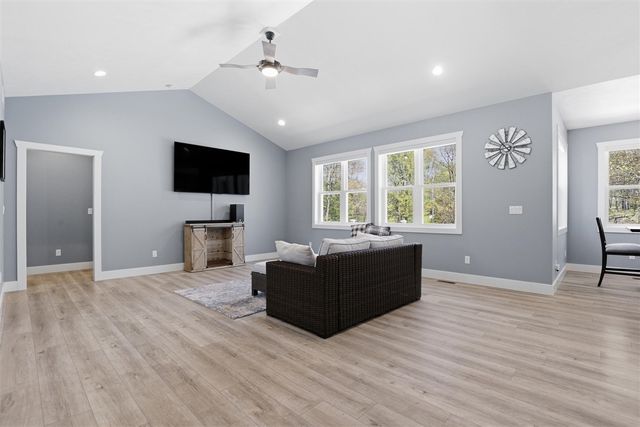 9654 Aberdeen Court, Canadian Lakes, MI 49346