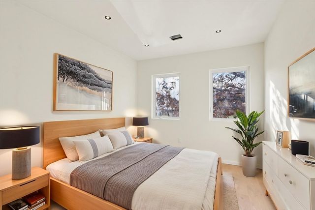 455 Summer St 455, Arlington, MA 02474