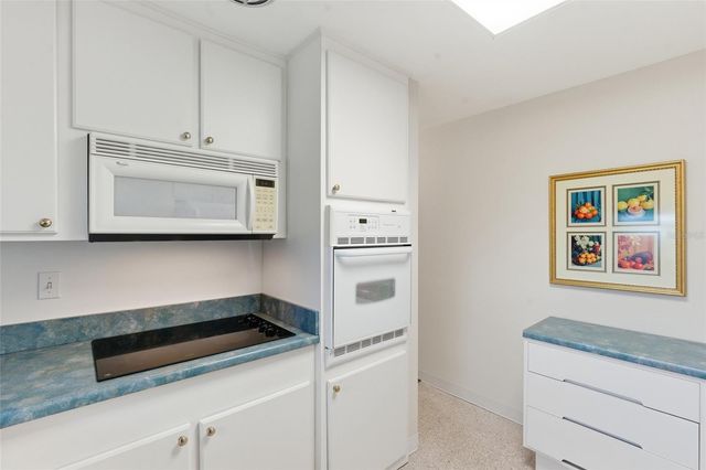 2050 OYSTER CREEK DRIVE, Englewood, FL 34224