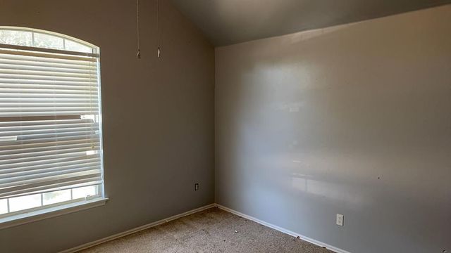 856 Shady Creek Lane, Yukon, OK 73099