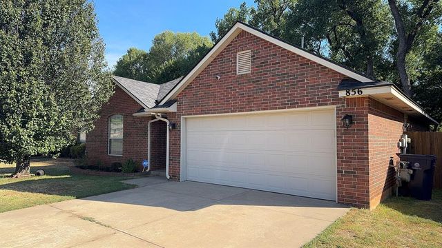 856 Shady Creek Lane, Yukon, OK 73099