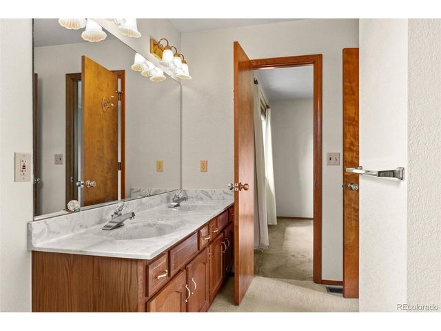 904 Homestake Dr, Golden, CO 80401