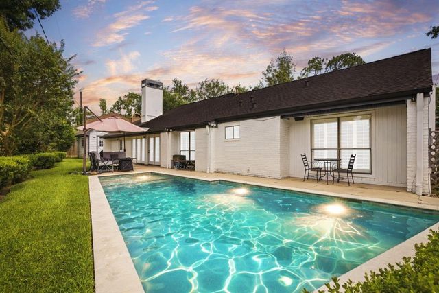 2 Wild Oak Circle, Houston, TX 77055
