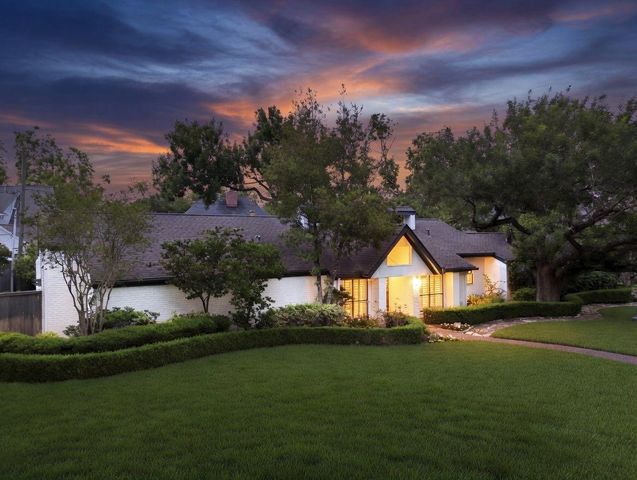 2 Wild Oak Circle, Houston, TX 77055