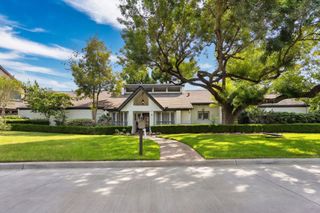 2 Wild Oak Circle, Houston, TX 77055