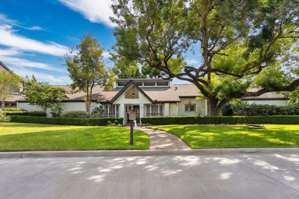 2 Wild Oak Circle, Houston, TX 77055