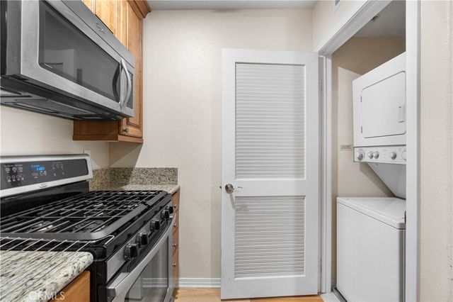 2750 Artesia 355, Redondo Beach, CA 90278