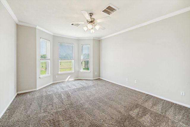 244 Lake Estates Drive, Montgomery, TX 77356