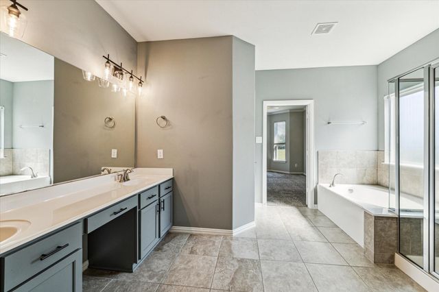 244 Lake Estates Drive, Montgomery, TX 77356