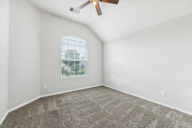 244 Lake Estates Drive, Montgomery, TX 77356