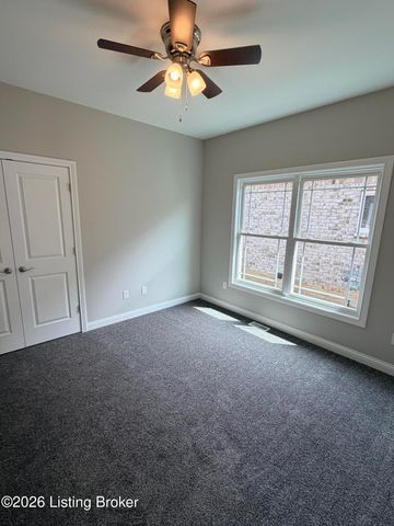 7509 Pavilion Park Rd, Louisville, KY 40214